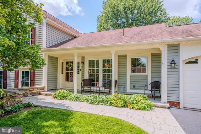 13385 POINT RIDER LN, Herndon, VA 20171