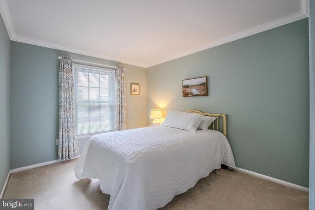 13385 POINT RIDER LN, Herndon, VA 20171