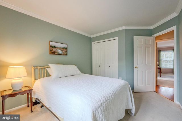 13385 POINT RIDER LN, Herndon, VA 20171