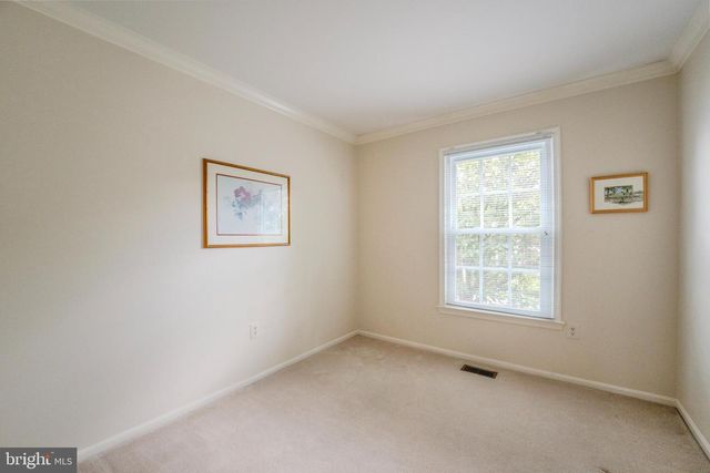 13385 POINT RIDER LN, Herndon, VA 20171
