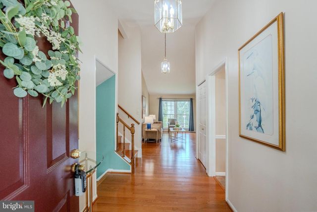 13385 POINT RIDER LN, Herndon, VA 20171