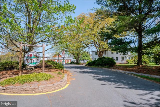 13385 POINT RIDER LN, Herndon, VA 20171