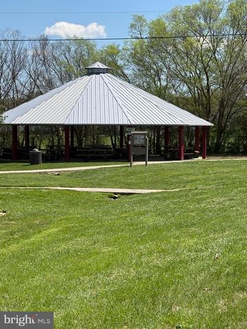 13385 POINT RIDER LN, Herndon, VA 20171