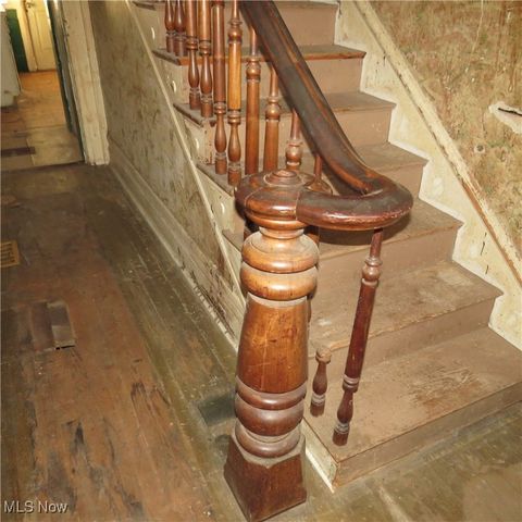 67 2nd Street NE, Carrollton, OH 44615