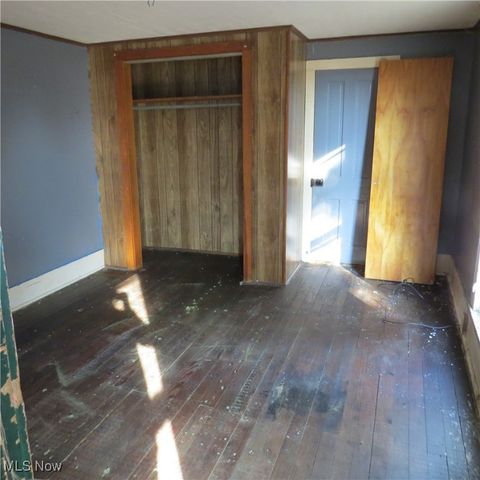 67 2nd Street NE, Carrollton, OH 44615