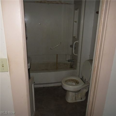 67 2nd Street NE, Carrollton, OH 44615