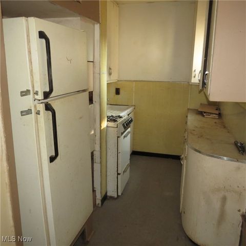 67 2nd Street NE, Carrollton, OH 44615