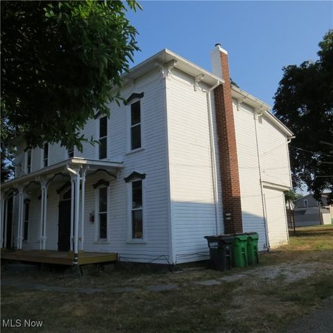 67 2nd Street NE, Carrollton, OH 44615