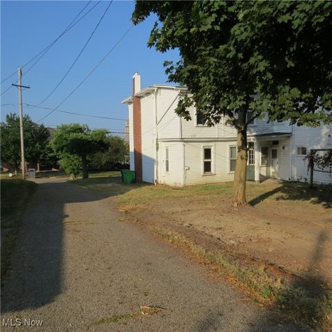 67 2nd Street NE, Carrollton, OH 44615