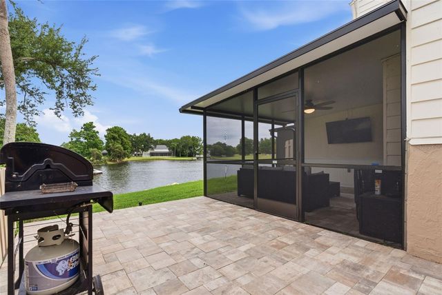 13988 LAKE POINT DRIVE, Clearwater, FL 33762