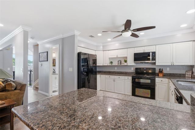 13988 LAKE POINT DRIVE, Clearwater, FL 33762