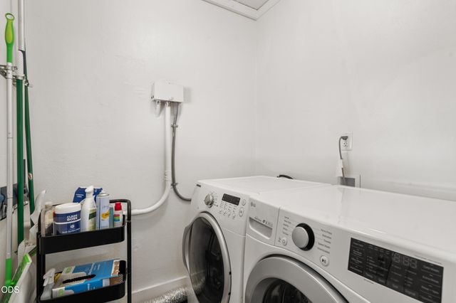 625 S Holly Street, Medford, OR 97501