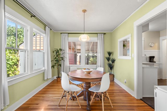 625 S Holly Street, Medford, OR 97501