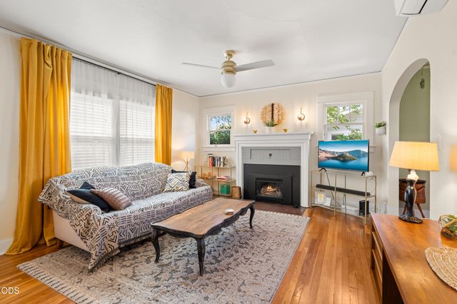 625 S Holly Street, Medford, OR 97501