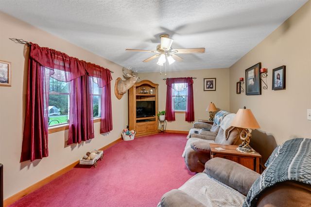 93 Carpenter Boulevard, Charleston, VT 05872