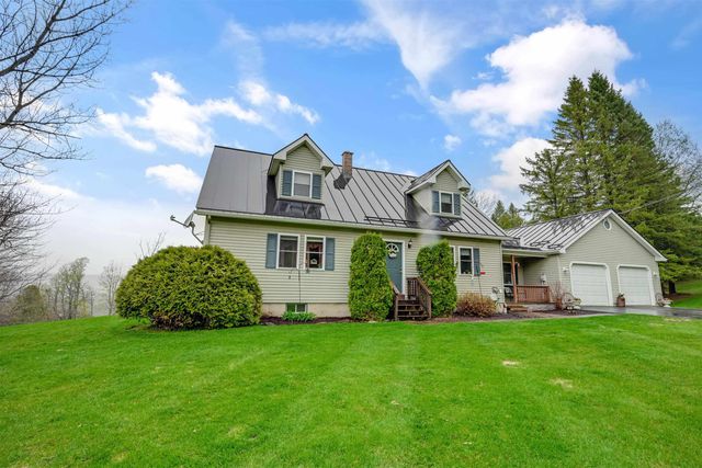 93 Carpenter Boulevard, Charleston, VT 05872