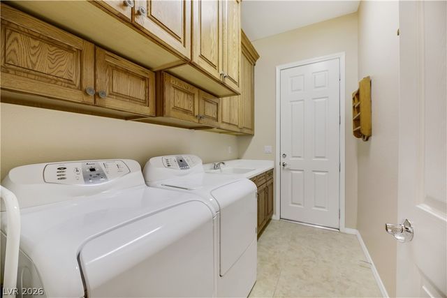 6425 Orto Botanico Court, Las Vegas, NV 89131