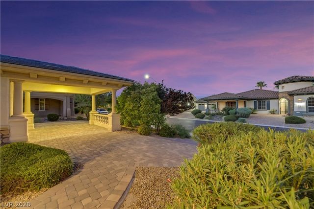 6425 Orto Botanico Court, Las Vegas, NV 89131