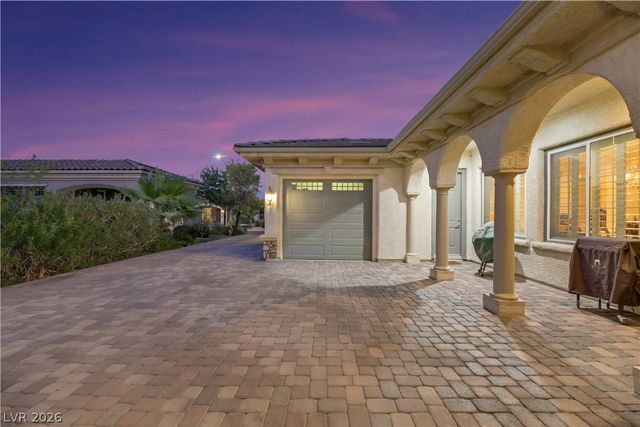 6425 Orto Botanico Court, Las Vegas, NV 89131