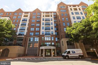 485 HARBOR SIDE ST #100, Woodbridge, VA 22191