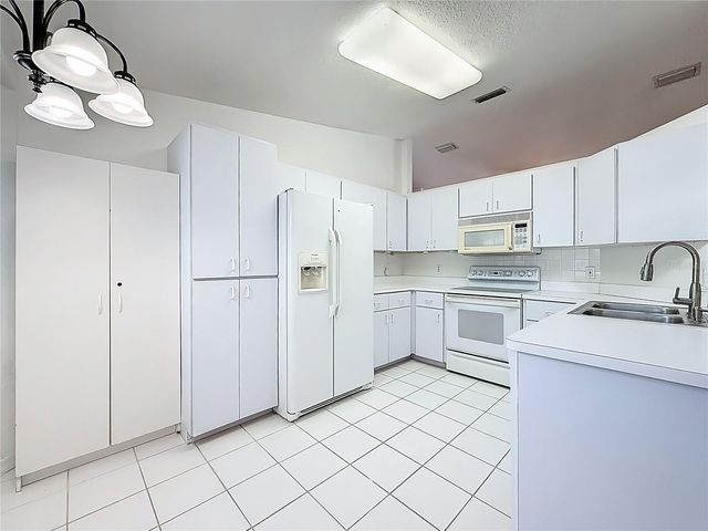 6175 SW 98TH LOOP, Ocala, FL 34476