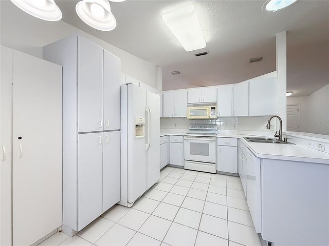 6175 SW 98TH LOOP, Ocala, FL 34476