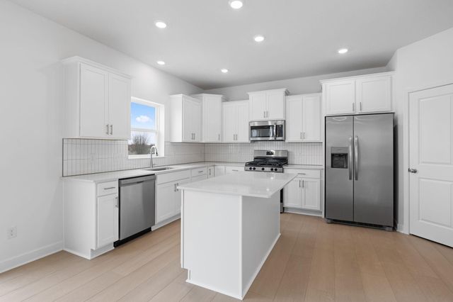 137 Ridgeview Lane, Elko New Market, MN 55020