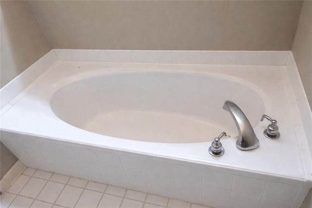 20495 Lowry Drive, Fairhope, AL 36532