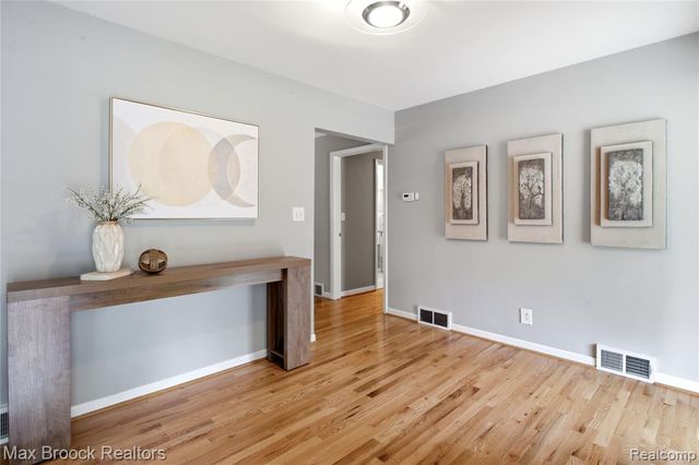 3159 Middlebury Lane, Bloomfield Hills, MI 48301