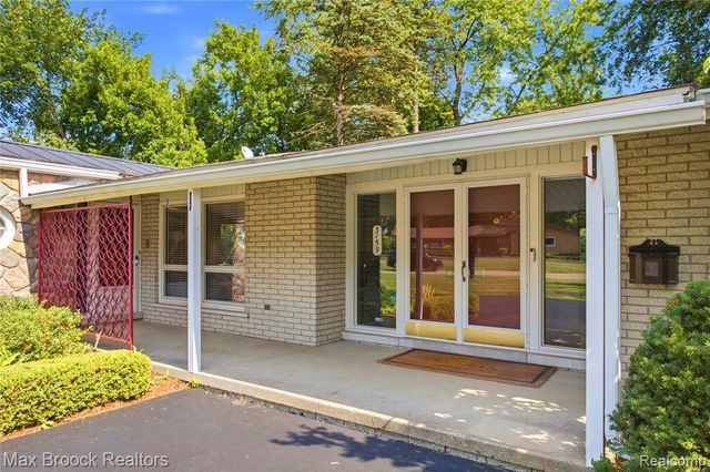 3159 Middlebury Lane, Bloomfield Hills, MI 48301