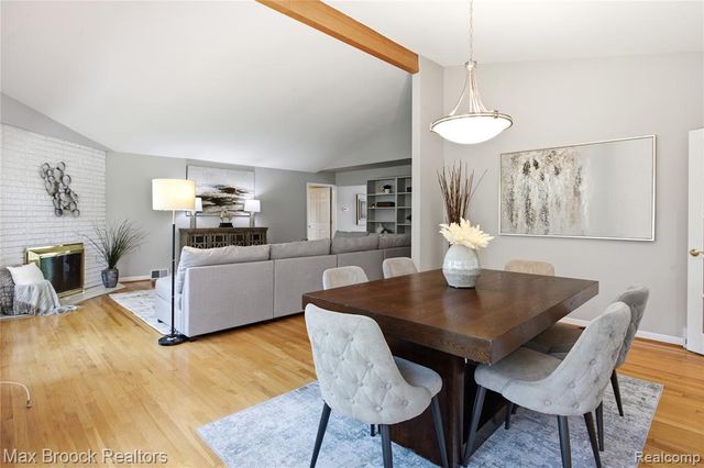 3159 Middlebury Lane, Bloomfield Hills, MI 48301