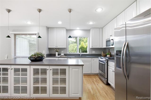 3159 Middlebury Lane, Bloomfield Hills, MI 48301