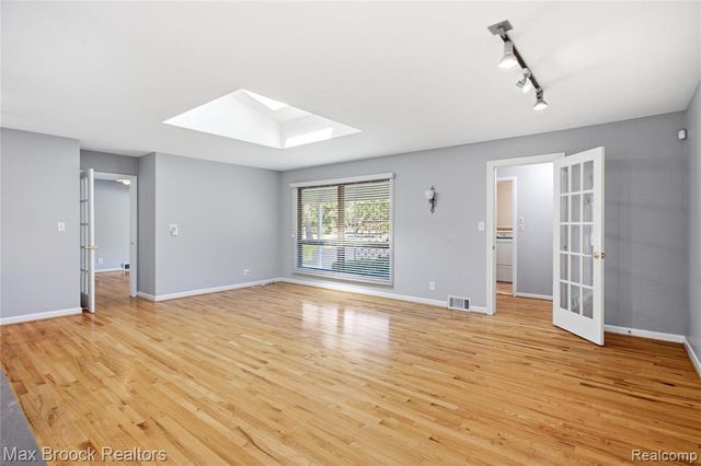 3159 Middlebury Lane, Bloomfield Hills, MI 48301