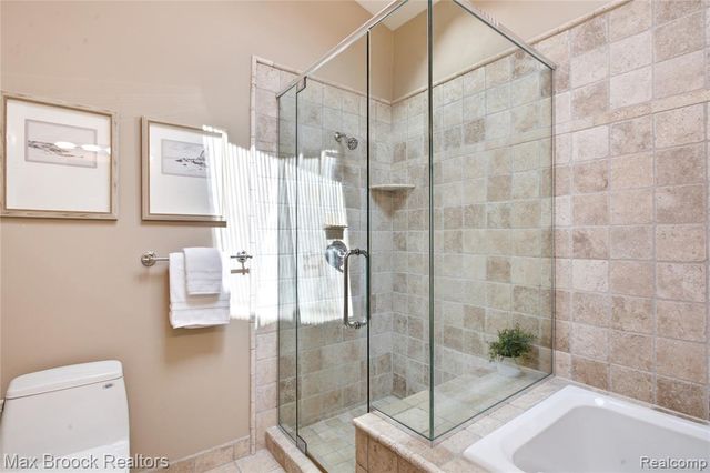 3159 Middlebury Lane, Bloomfield Hills, MI 48301