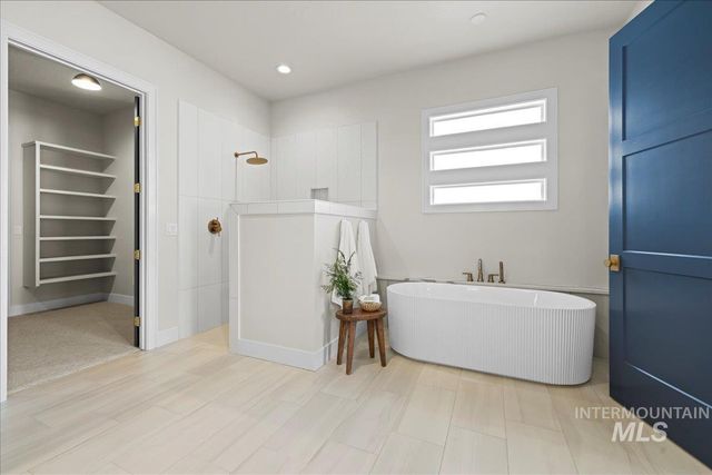 7114 E Chicken Hawk Loop, Nampa, ID 83686