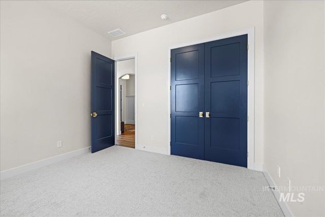 7114 E Chicken Hawk Loop, Nampa, ID 83686