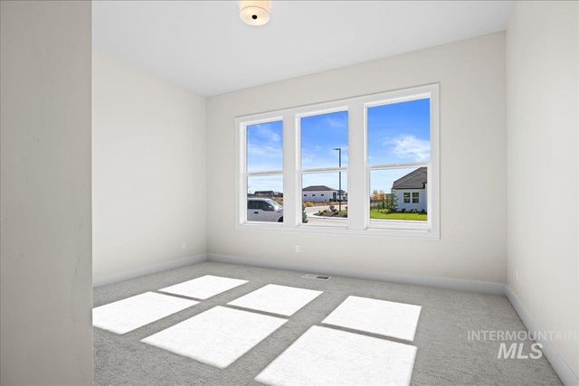 7114 E Chicken Hawk Loop, Nampa, ID 83686