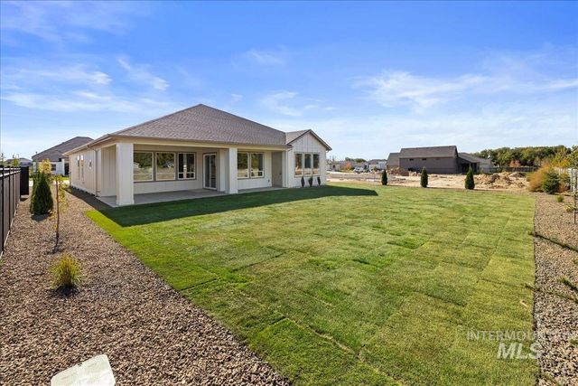 7114 E Chicken Hawk Loop, Nampa, ID 83686