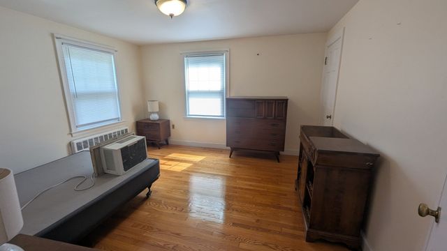 290 Milton Street, Dedham, MA 02026