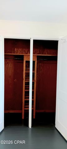 648 N 9th Plaza, Panama City, FL 32404