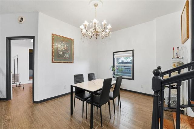 8890 Lexington Avenue, De Soto, KS 66018