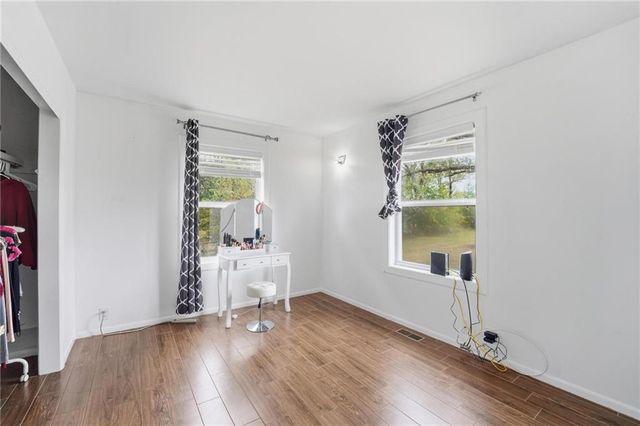 8890 Lexington Avenue, De Soto, KS 66018