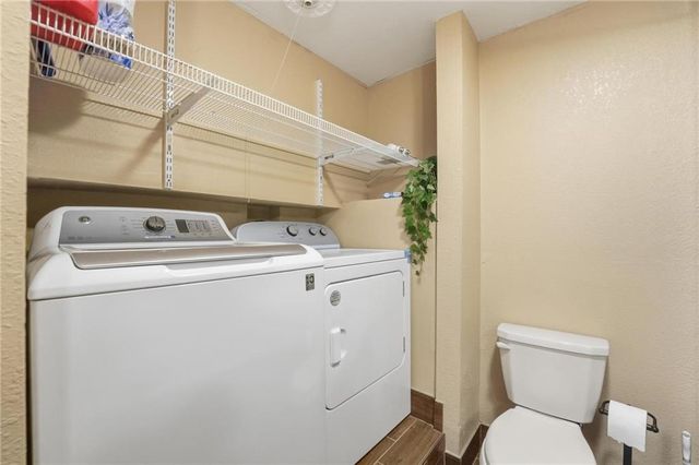 8890 Lexington Avenue, De Soto, KS 66018