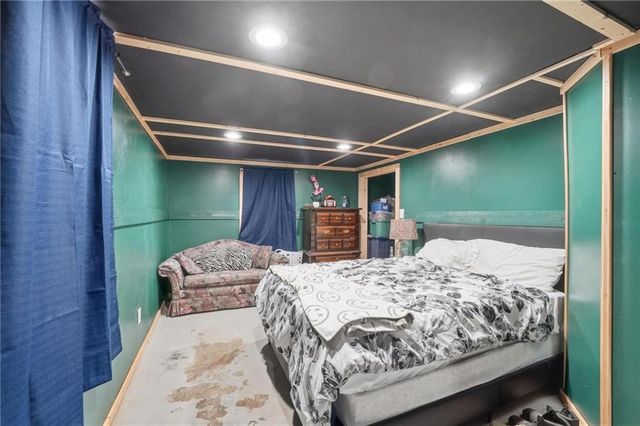 8890 Lexington Avenue, De Soto, KS 66018