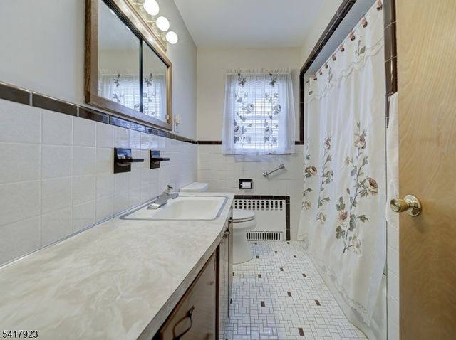 309 Marion Pl, Manville Boro, NJ 08835