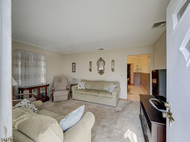 309 Marion Pl, Manville Boro, NJ 08835