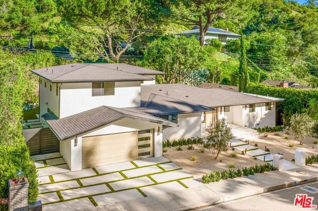 1902 Roscomare Road, Los Angeles, CA 90077