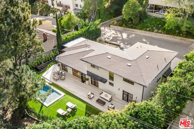 1902 Roscomare Road, Los Angeles, CA 90077