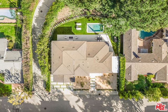 1902 Roscomare Road, Los Angeles, CA 90077