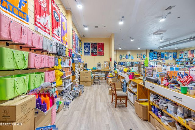 6908 Thomas Drive, Panama City Beach, FL 32408